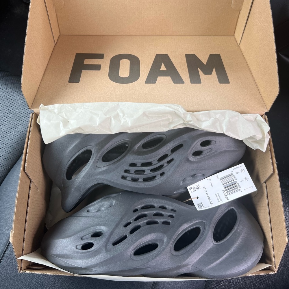 YZY FOAM RNR